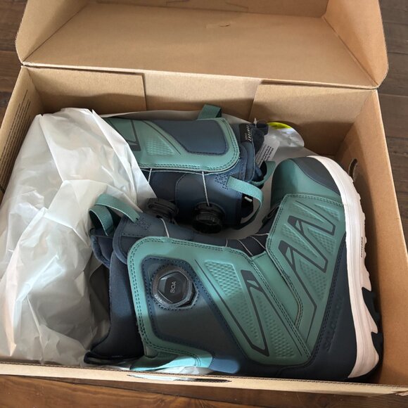 Salomon Women's Ivy SJ Boa Snowboard Boots - Picture 2 of 6